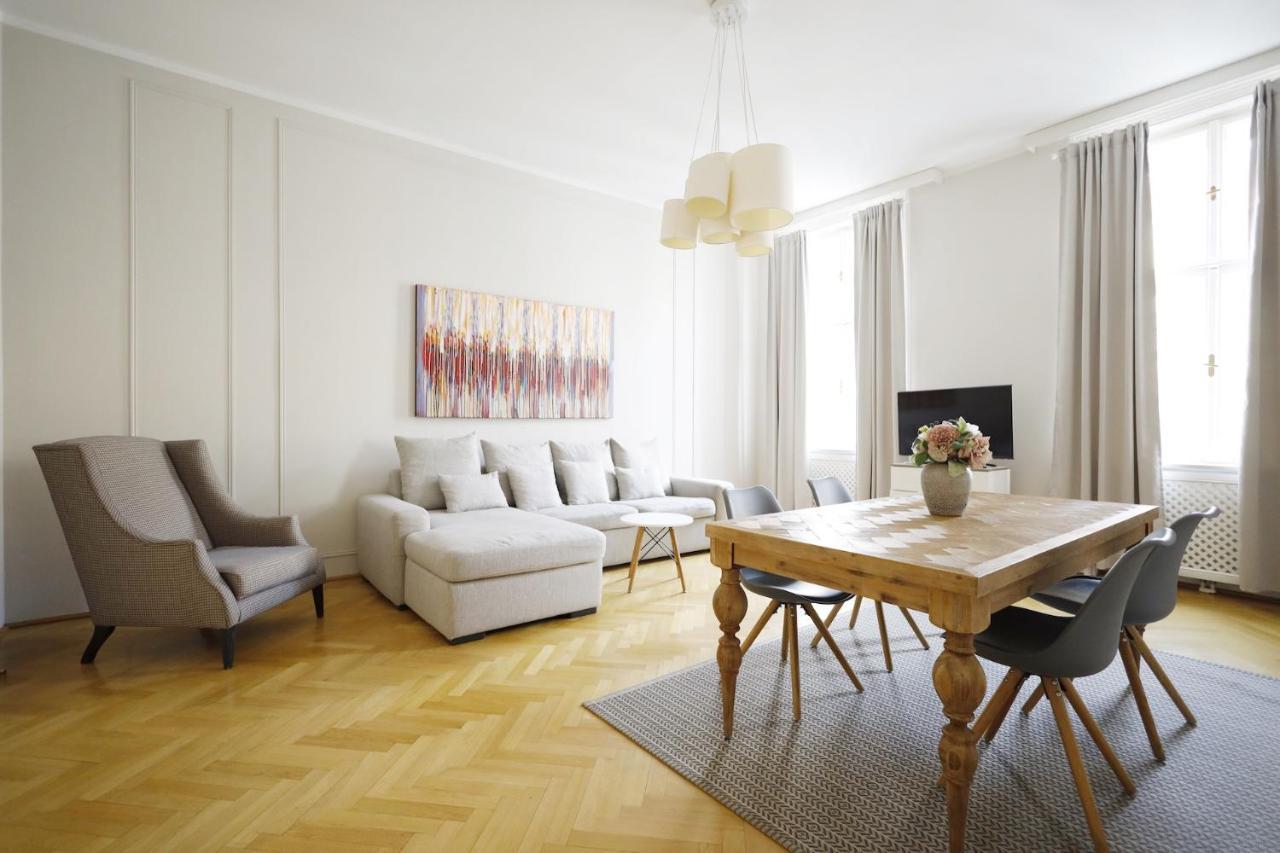 Heymi Apartments Karlsplatz Vienna Exterior photo