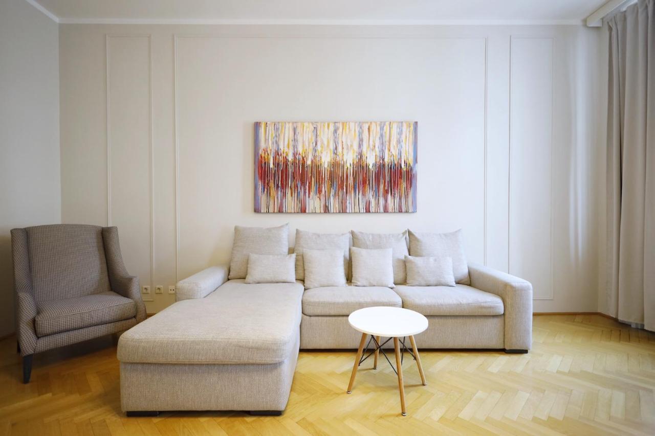 Heymi Apartments Karlsplatz Vienna Exterior photo