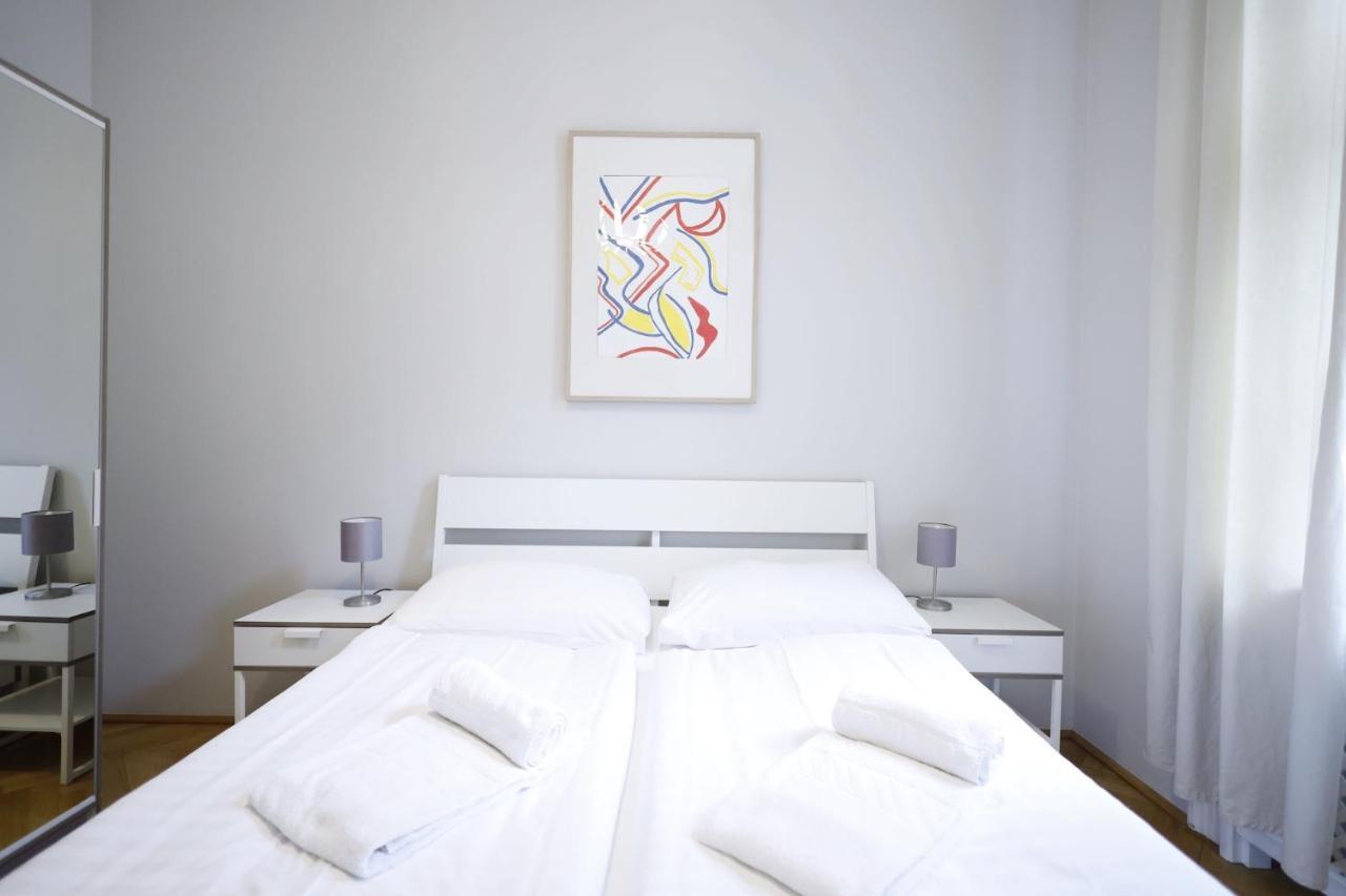 Heymi Apartments Karlsplatz Vienna Exterior photo