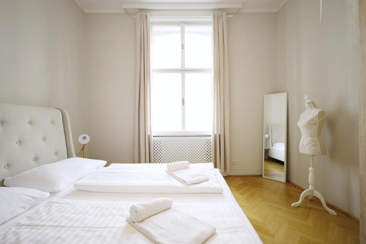 Heymi Apartments Karlsplatz Vienna Exterior photo